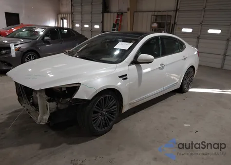 2016 Kia Cadenza Limited z USA, uszkodzony, nr VIN KNALN4D74G5206980